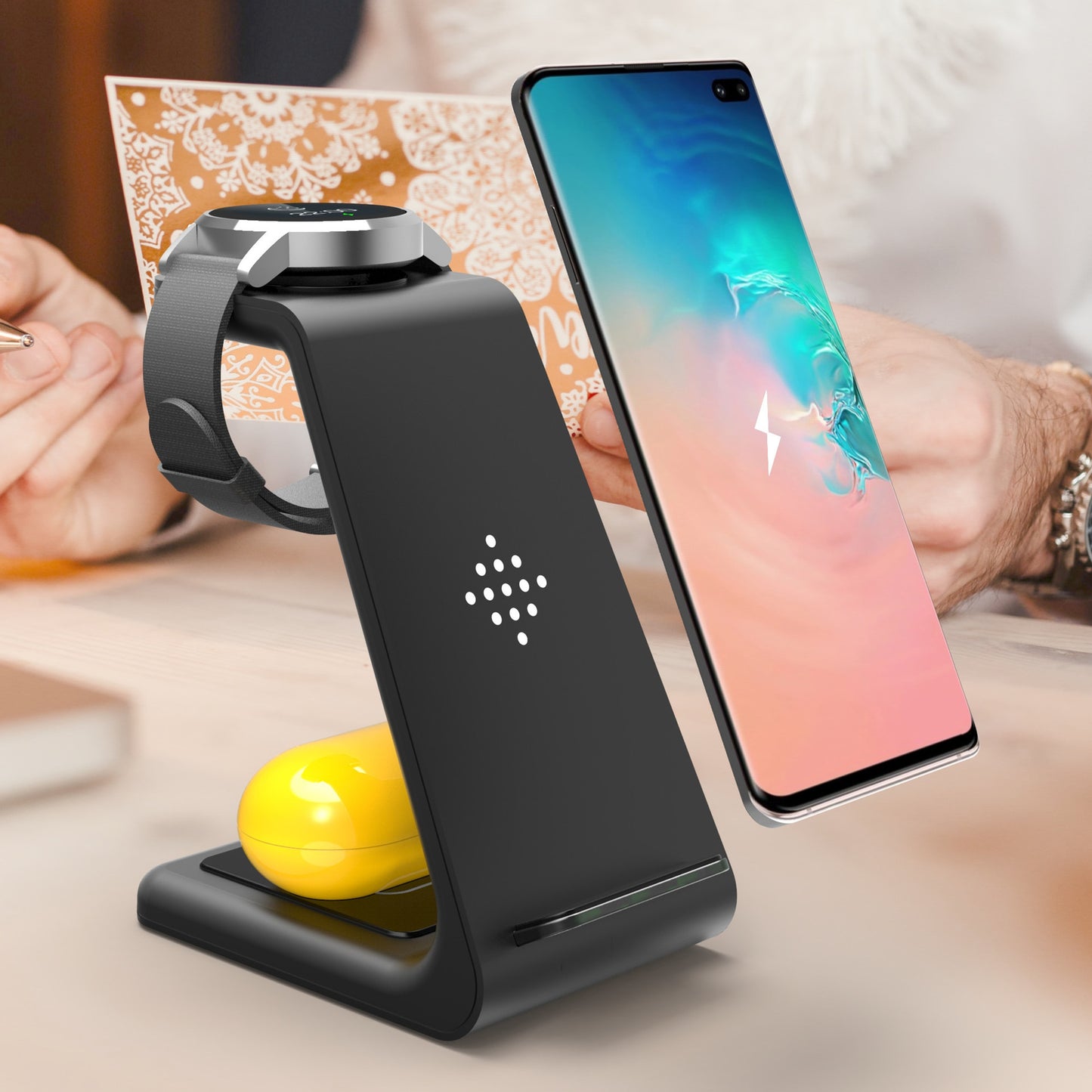 3-in-1 Wireless Charger for Apple Watch, iPhone, and AirPods – Fast Charging Station